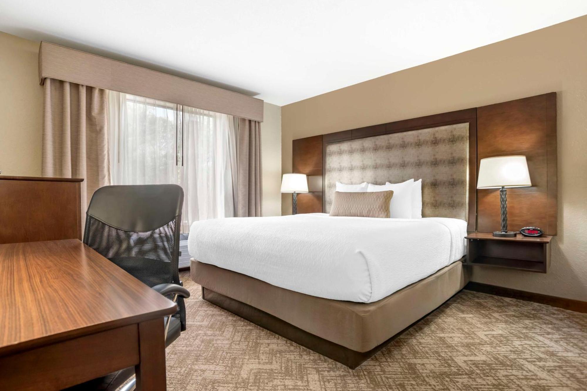Best Western Gardendale Экстерьер фото